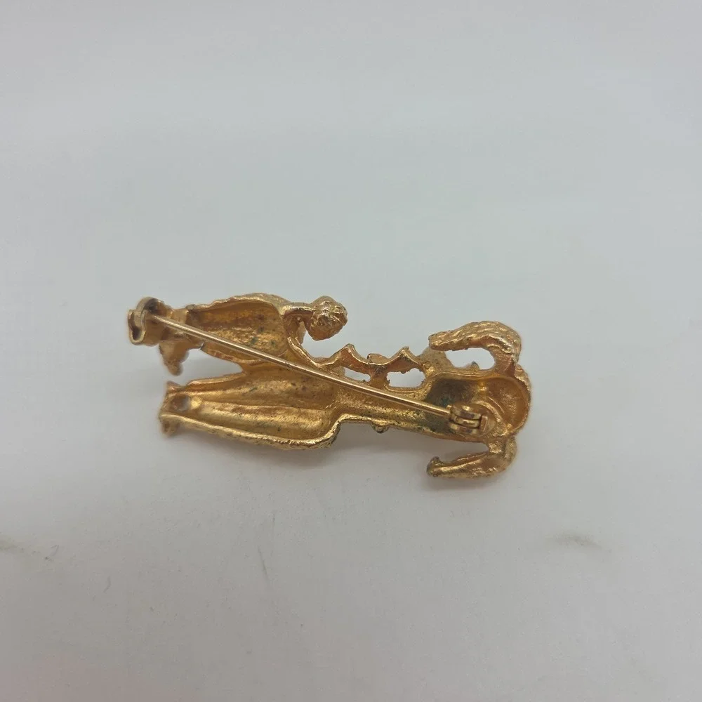 Vintage Poodle Dog Brooch Pin Gold Tone
